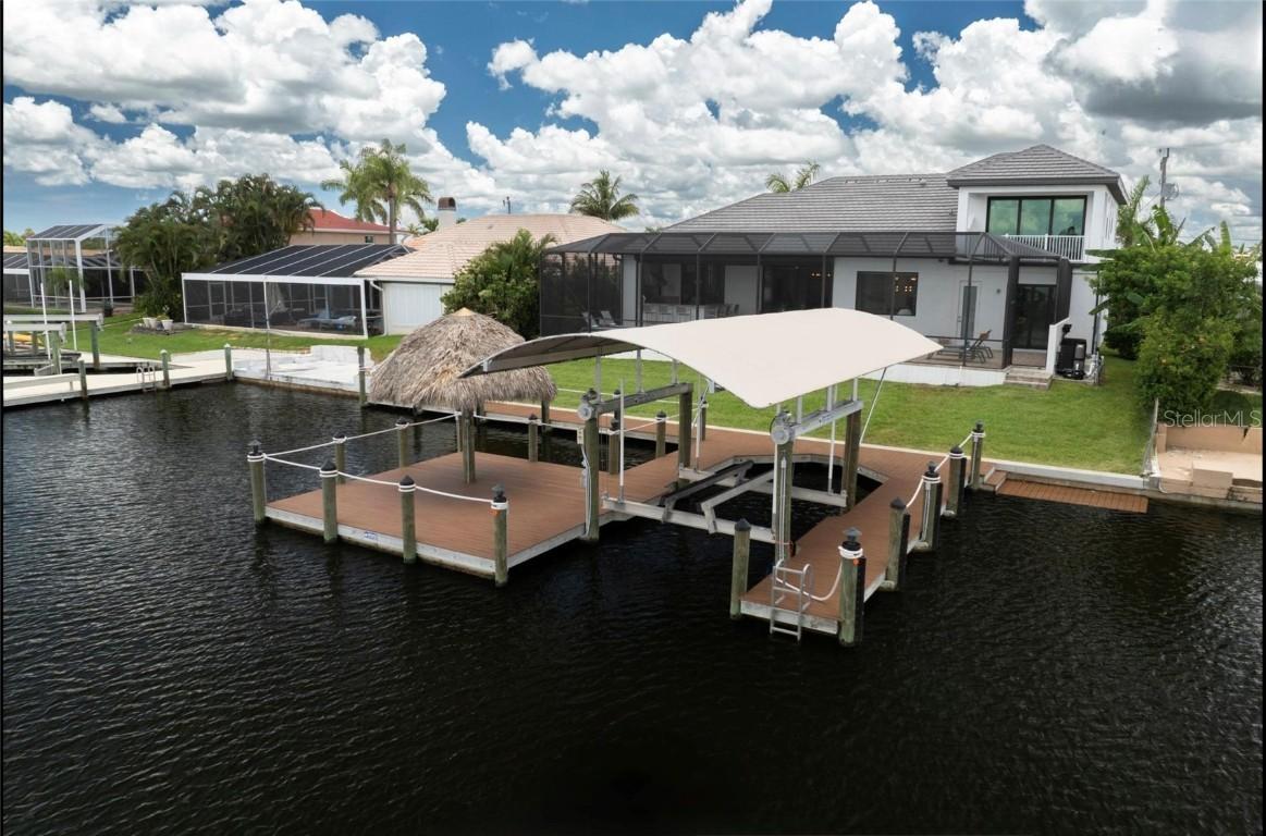 1732 SE 40th Ter., Cape Coral, FL 33904