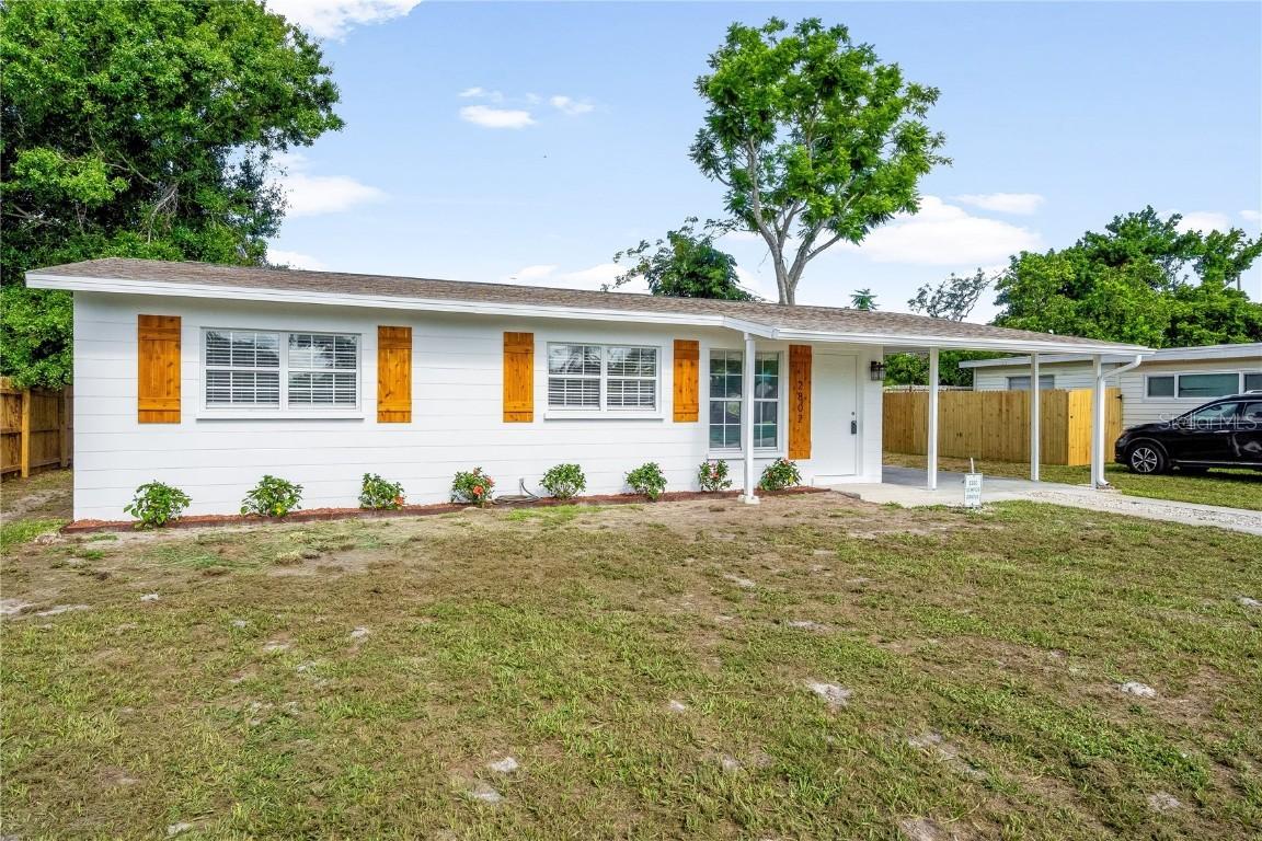 2802 21st St., Bradenton, FL 34205