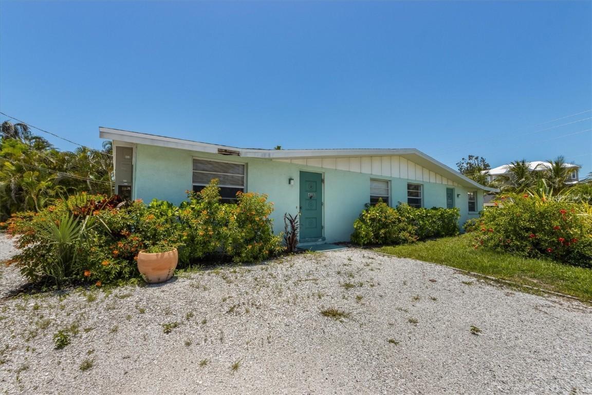 411 Alamanda Rd., Anna Maria, FL 34216