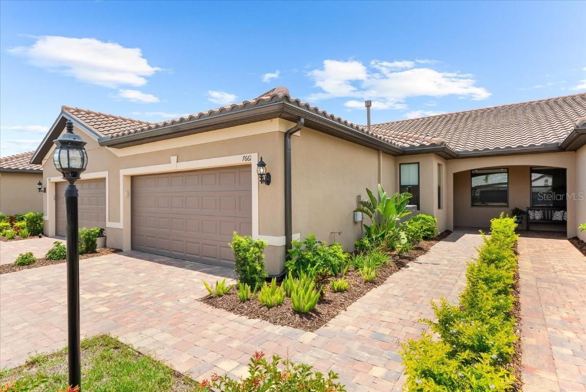 7661 Summerland Cove, Bradenton, FL 34202