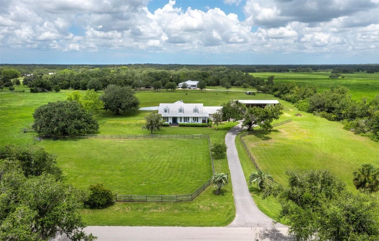 3100 Lena Ln., Sarasota, FL 34240
