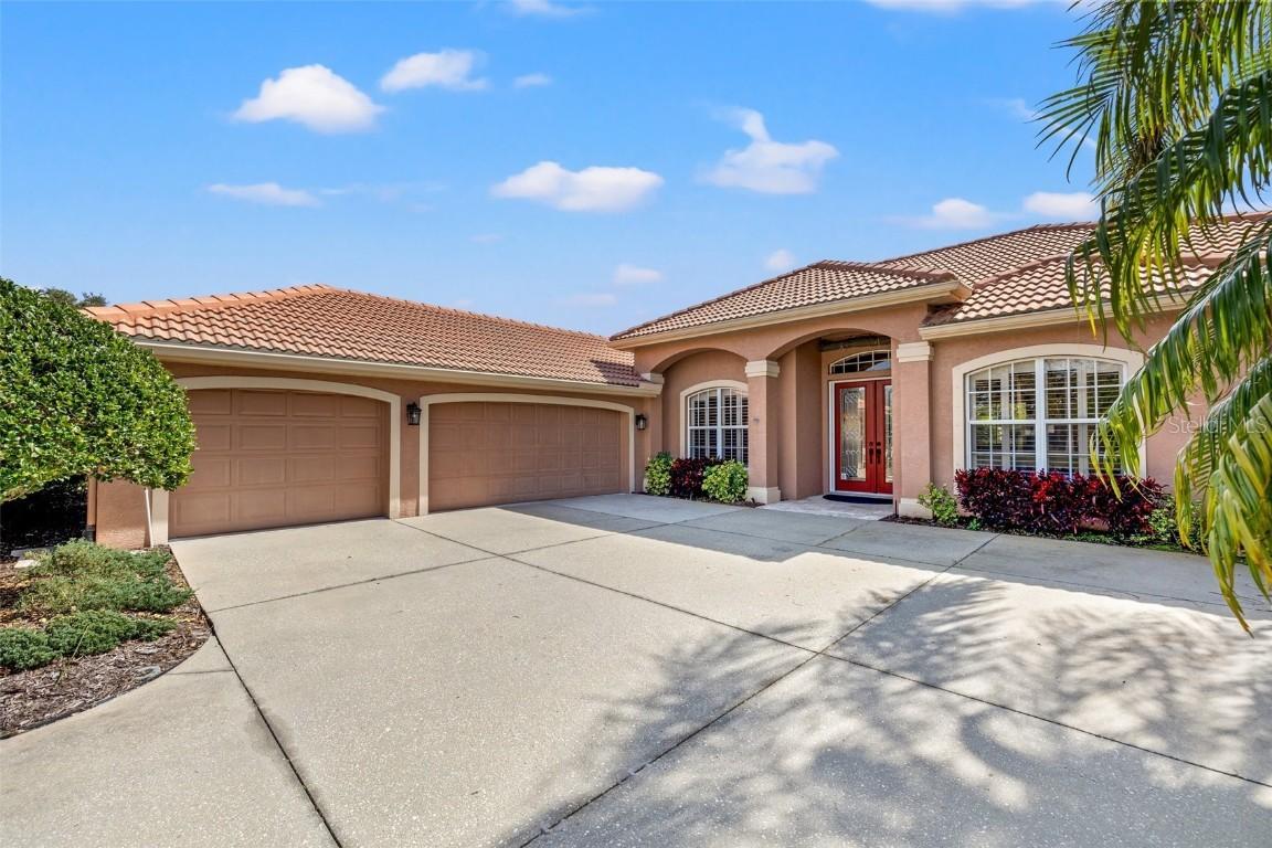8445 Lone Eagle Way, Sarasota, FL 34241