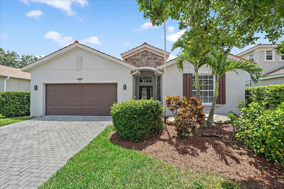 4407 67th St., Bradenton, FL 34203