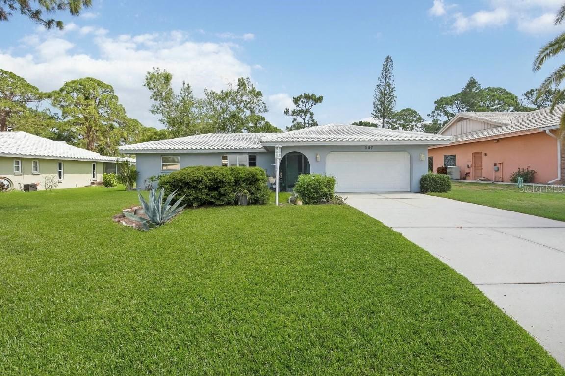 307 Rubens Dr., Nokomis, FL 34275