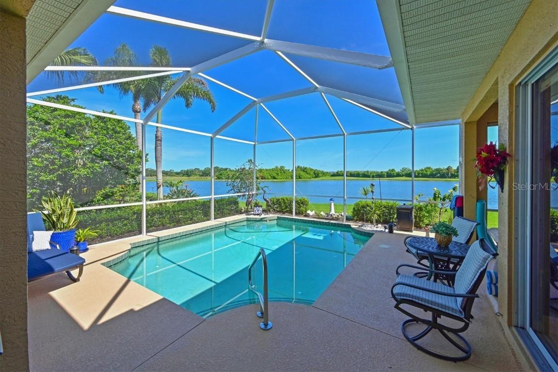 10571 Old Grove Cir., Bradenton, FL 34212