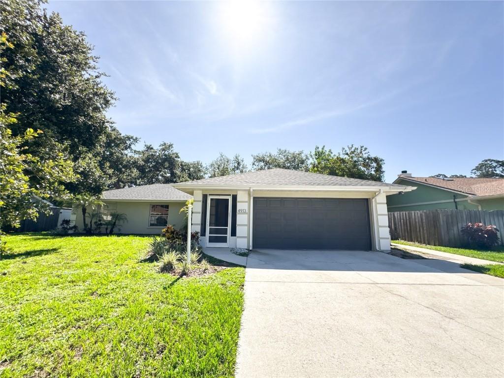 4913 32nd St., Bradenton, FL 34203
