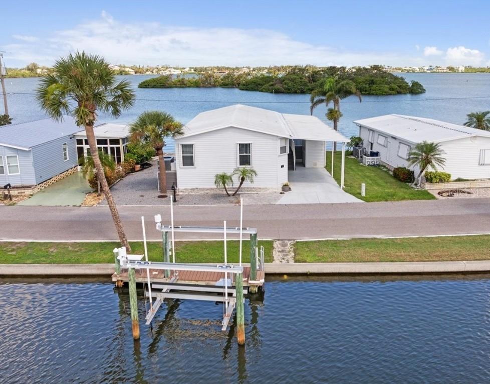 322 Terra Ceia Dr., Palmetto, FL 34221