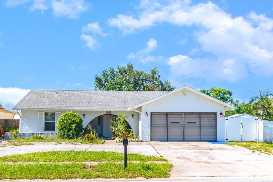 3805 Sandpointe Dr., Bradenton, FL 34205