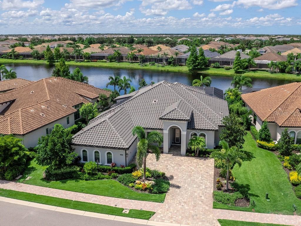 16628 Berwick Ter., Lakewood Ranch, FL 34202