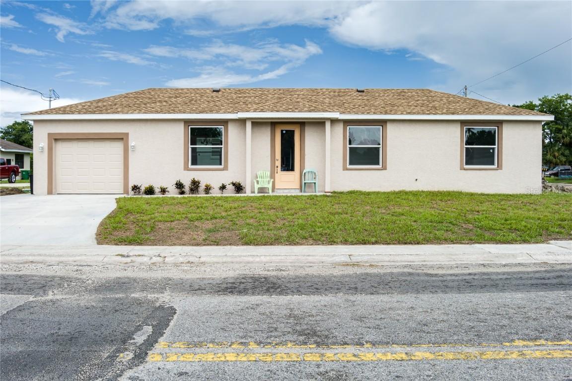 1515 2nd Ave., Palmetto, FL 34221
