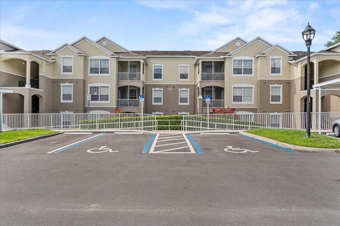 584 Brantley Terrace Way #200, Altamonte Springs, FL 32714