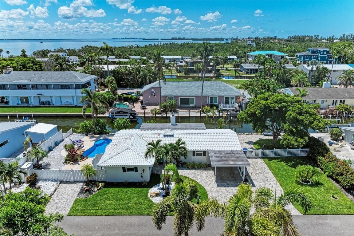726 Jungle Queen Way, Longboat Key, FL 34228