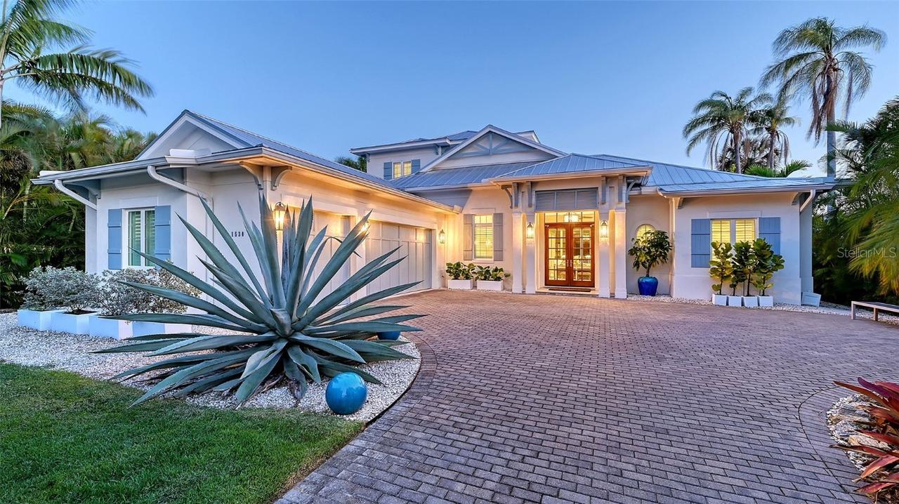 1530 Pine Bay Dr., Sarasota, FL 34231