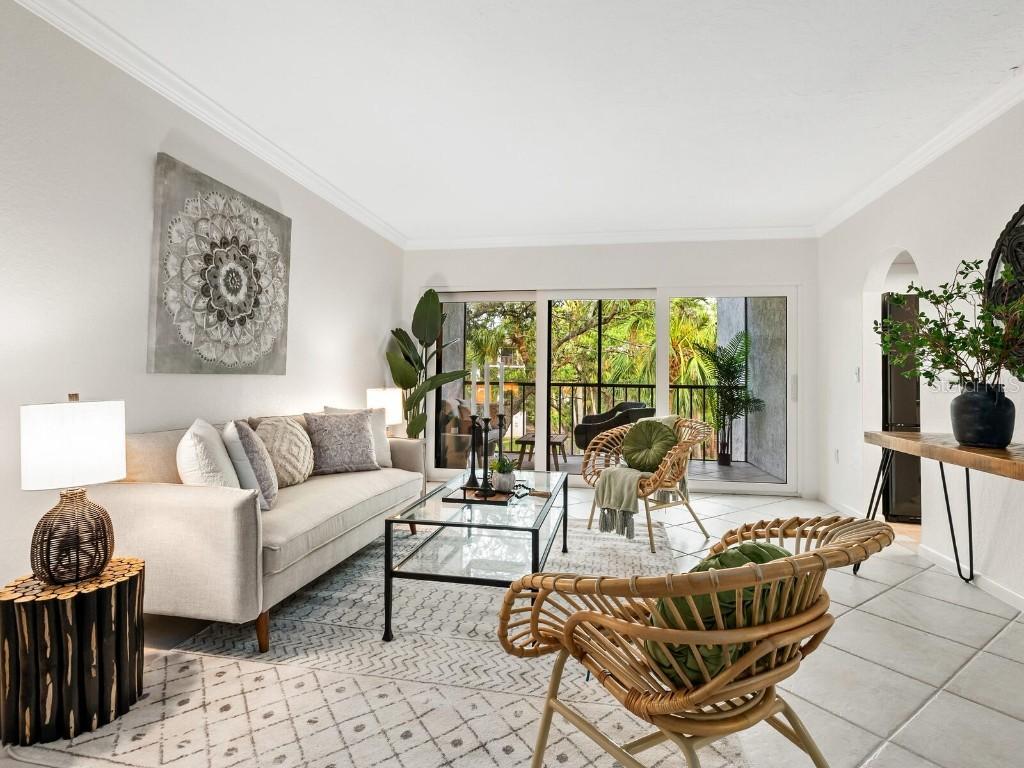 2748 Orchid Oaks Dr. #202, Sarasota, FL 34239