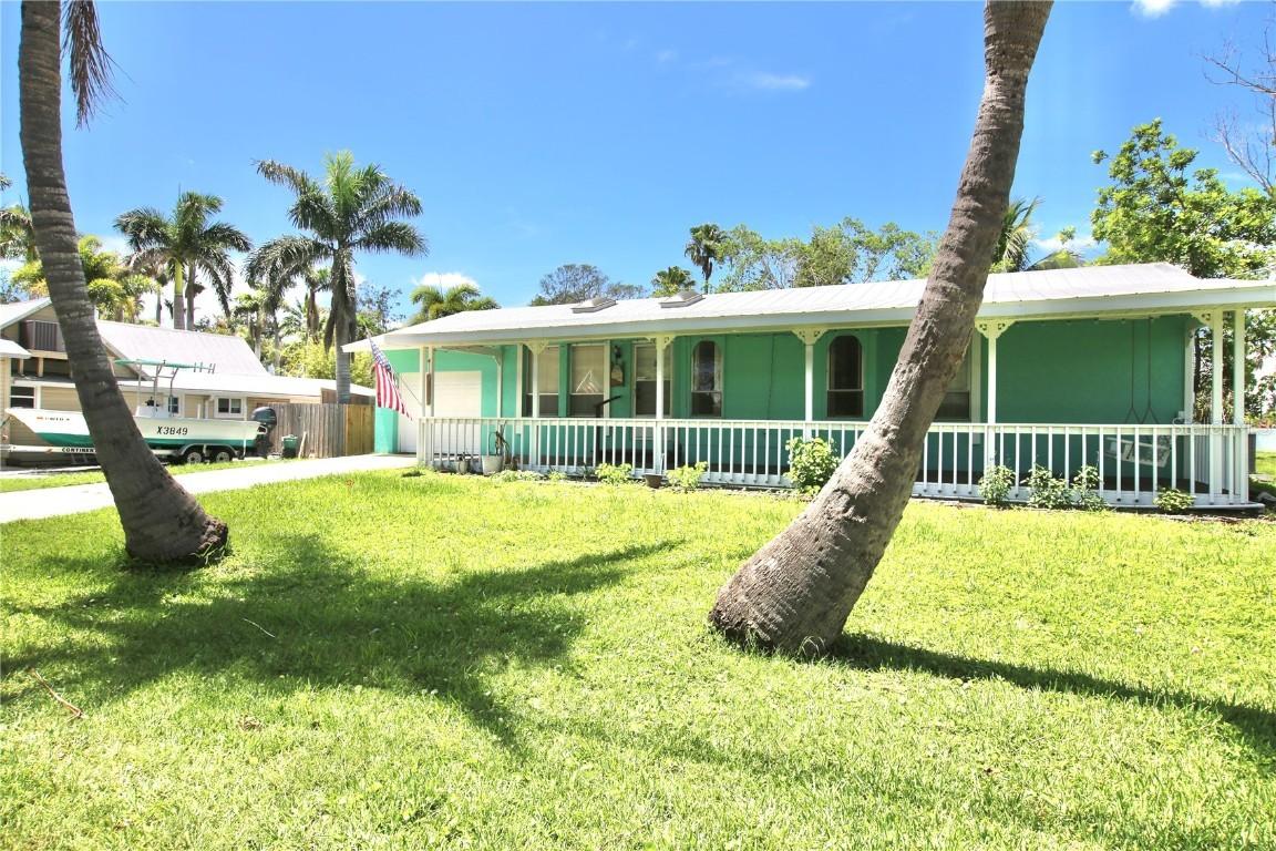 12107 45th Ave., Cortez, FL 34215