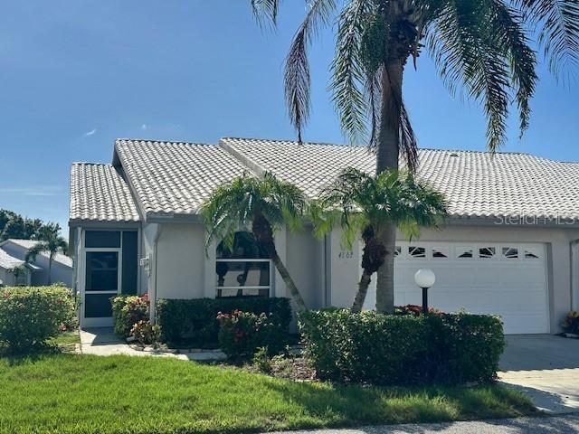 4107 Brittany Ln. #18, Sarasota, FL 34233