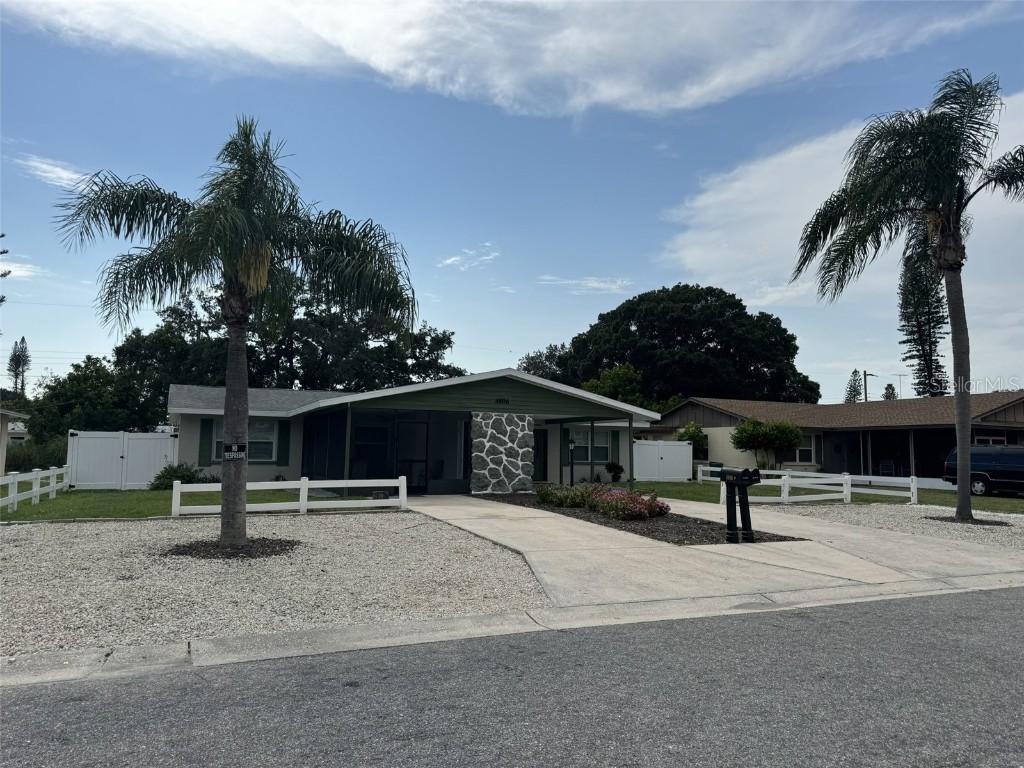 [Address Hidden by Seller], Bradenton, FL 34207