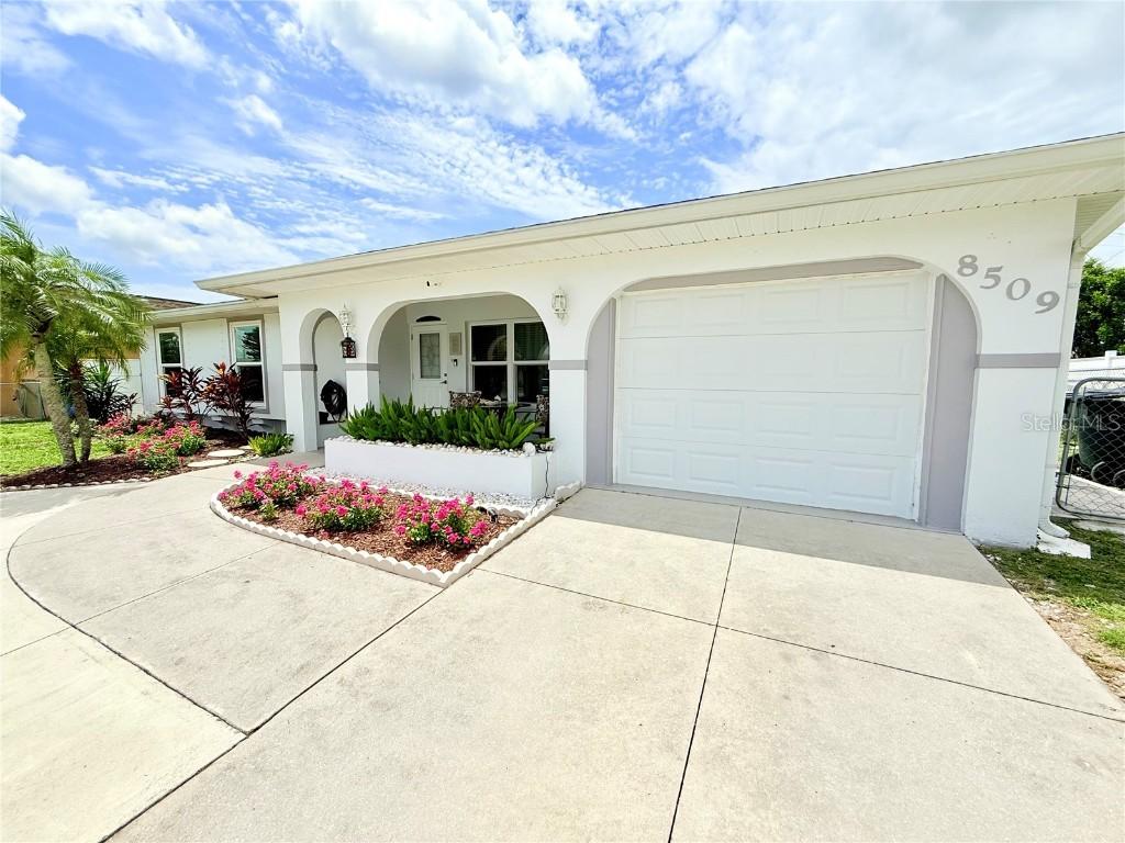 8509 La Boca Ave., North Port, FL 34287