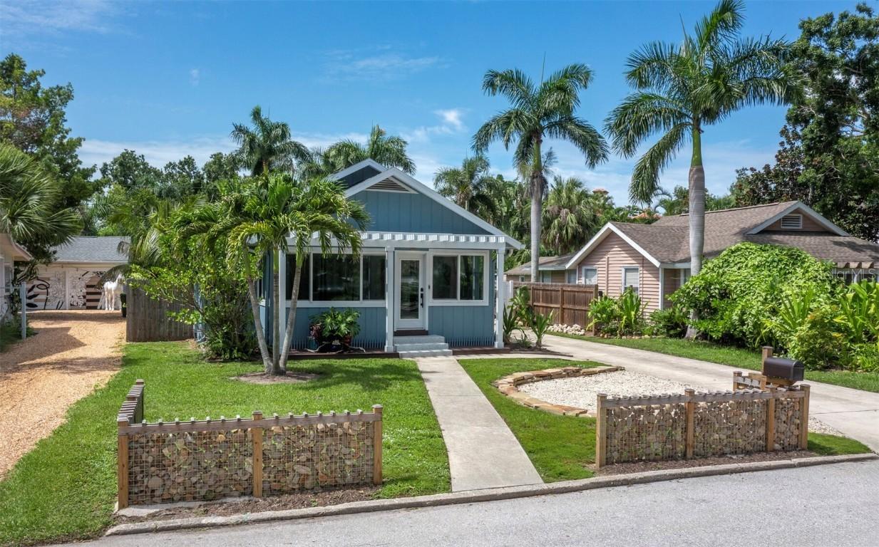 1744 Irving St., Sarasota, FL 34236
