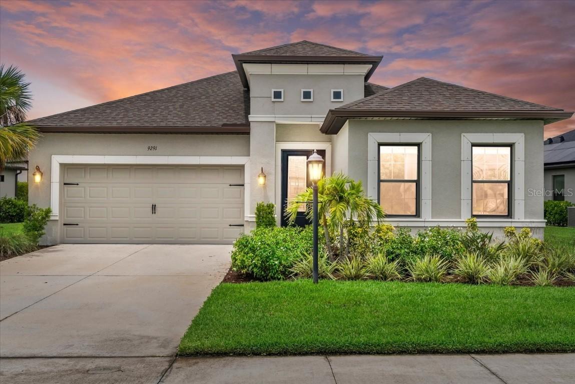 9291 Starry Night Ave., Sarasota, FL 34241