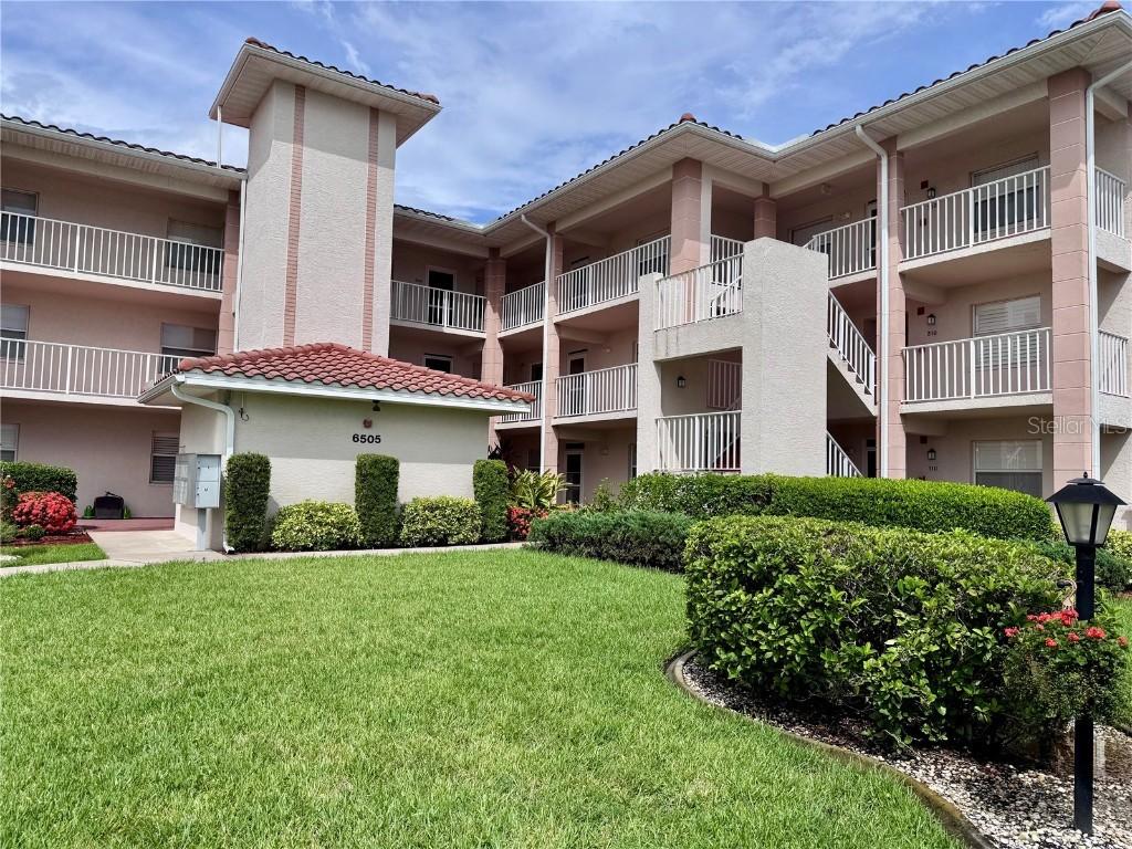 6505 Stone River Rd. #309, Bradenton, FL 34203