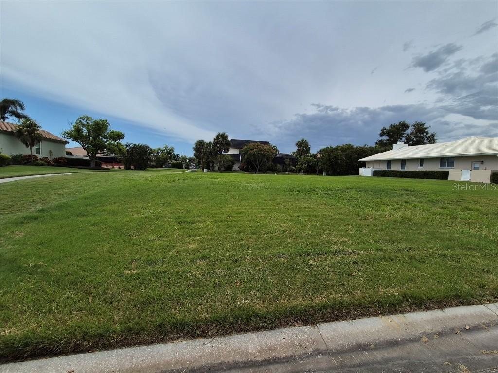 Four Knot Ln., Osprey, FL 34229