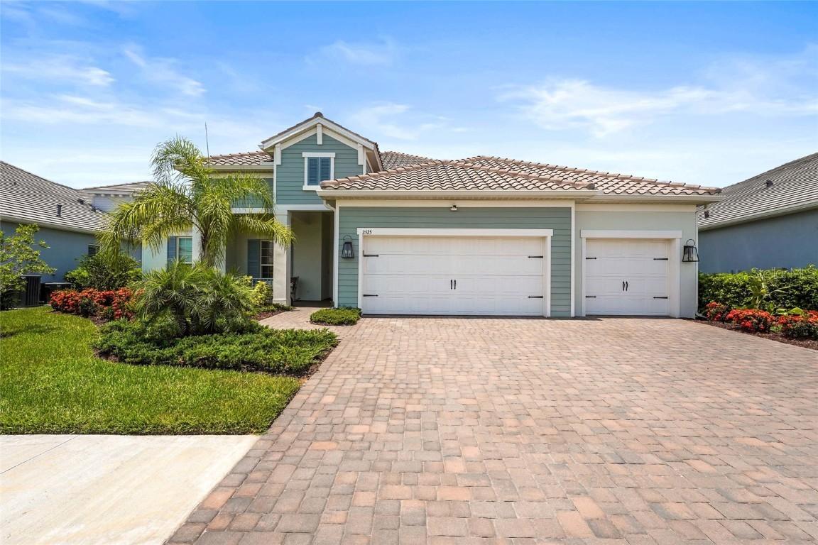 2525 Paradise Plum Dr., Sarasota, FL 34240