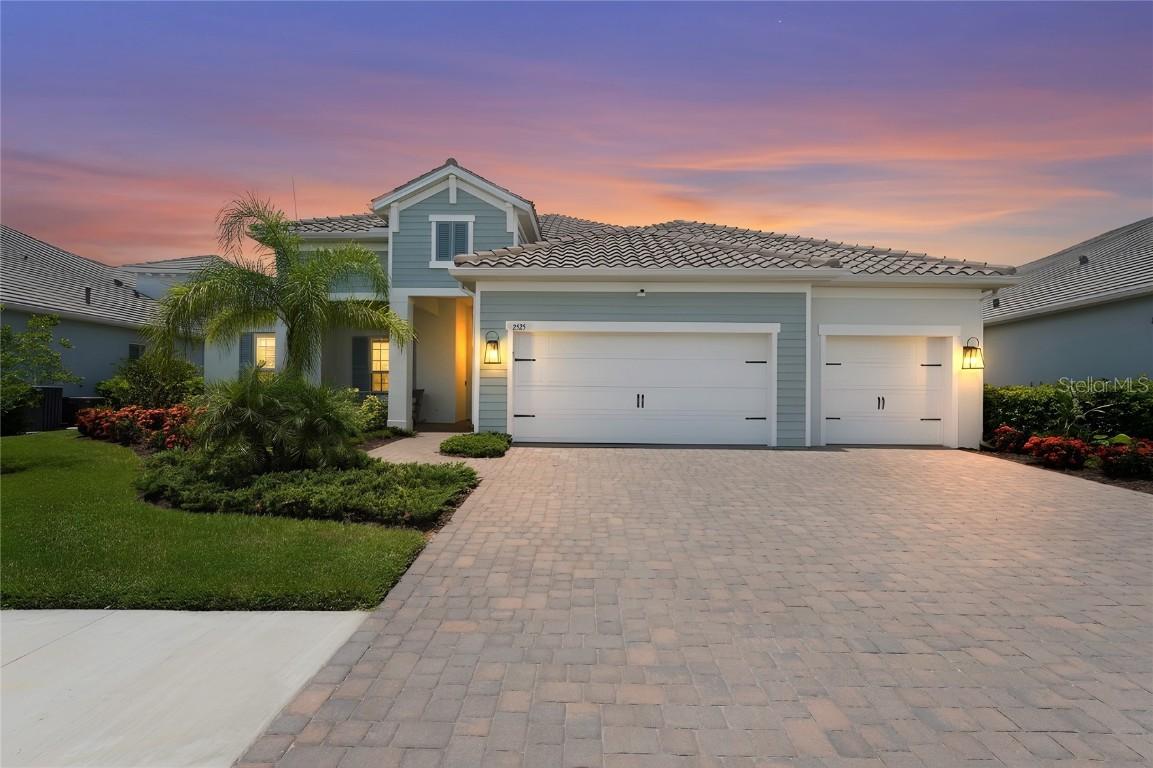 2525 Paradise Plum Dr., Sarasota, FL 34240