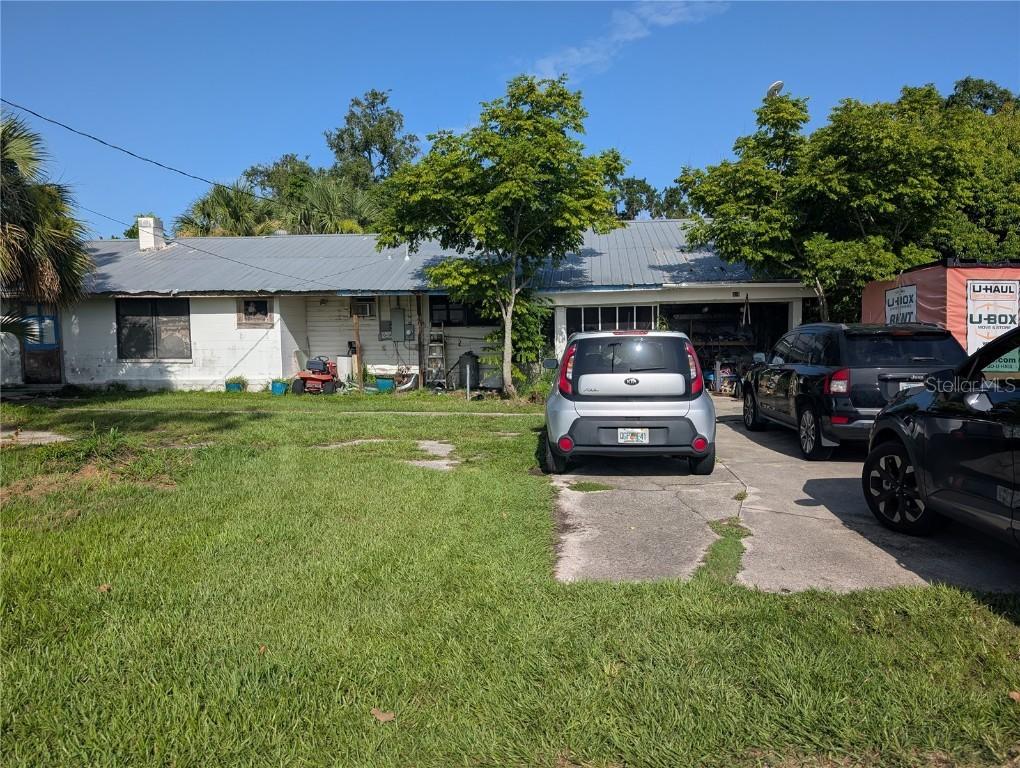 318 S Magnolia Ave., Frostproof, FL 33843