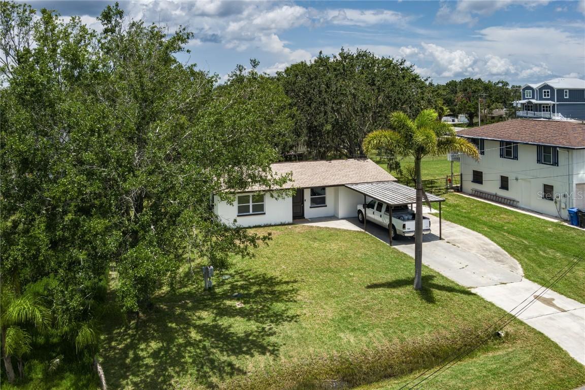 305 SW 10th St., Ruskin, FL 33570