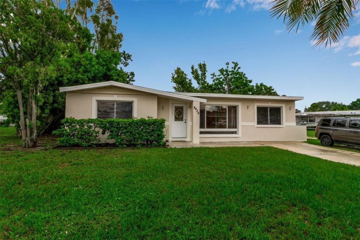 6439 Lafayette Rd., Bradenton, FL 34207