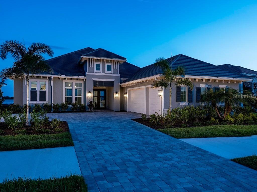 1194 Blue Shell Loop, Sarasota, FL 34240