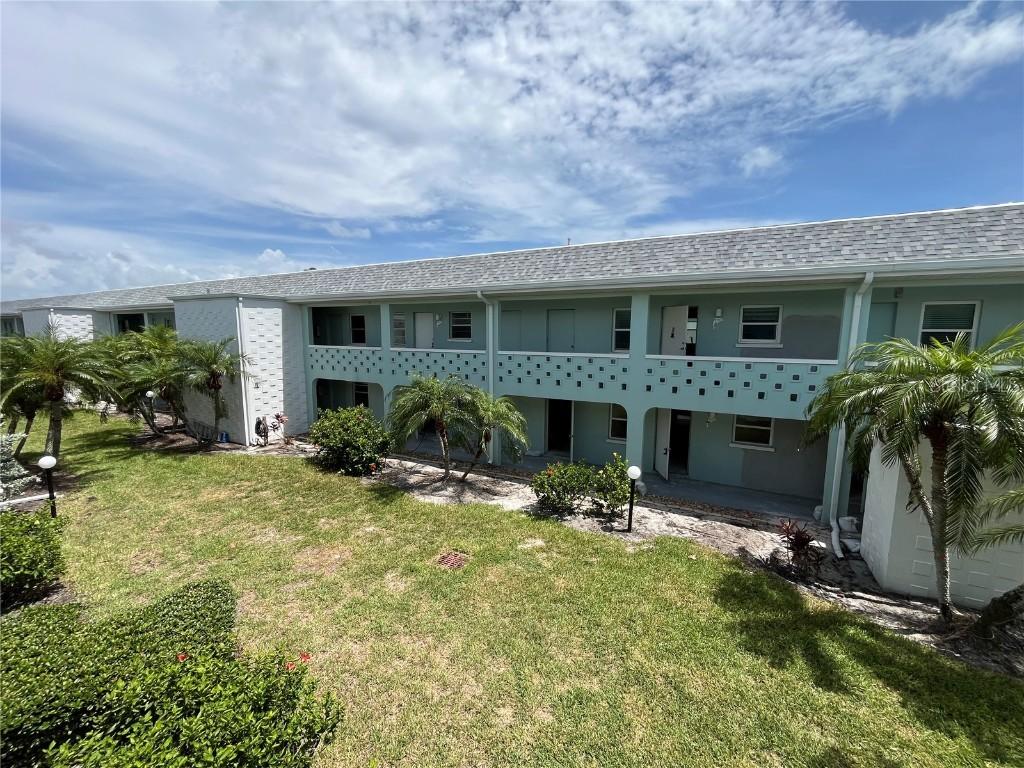 611 Gulf Dr. #B24, Bradenton Beach, FL 34217