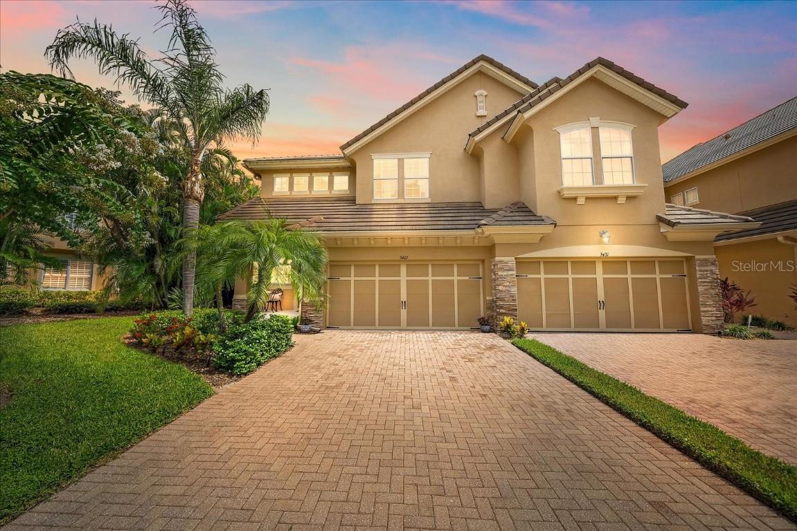 5427 Napa Dr., Sarasota, FL 34243