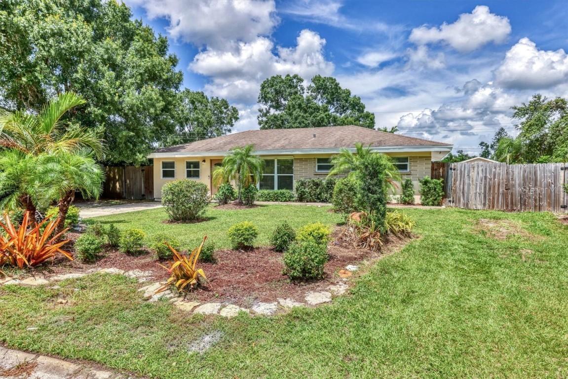 1922 Crampton Ave., Sarasota, FL 34235