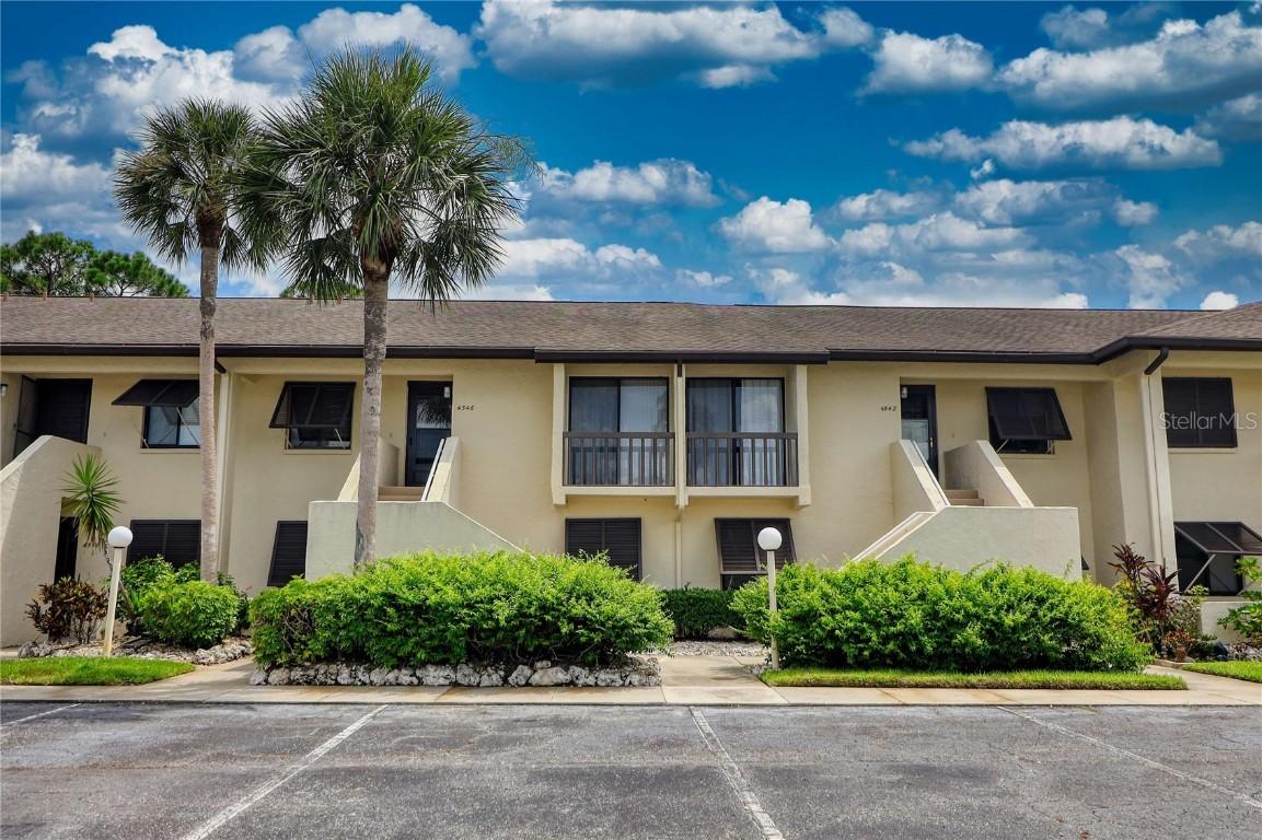4546 Longwater #44, Sarasota, FL 34235