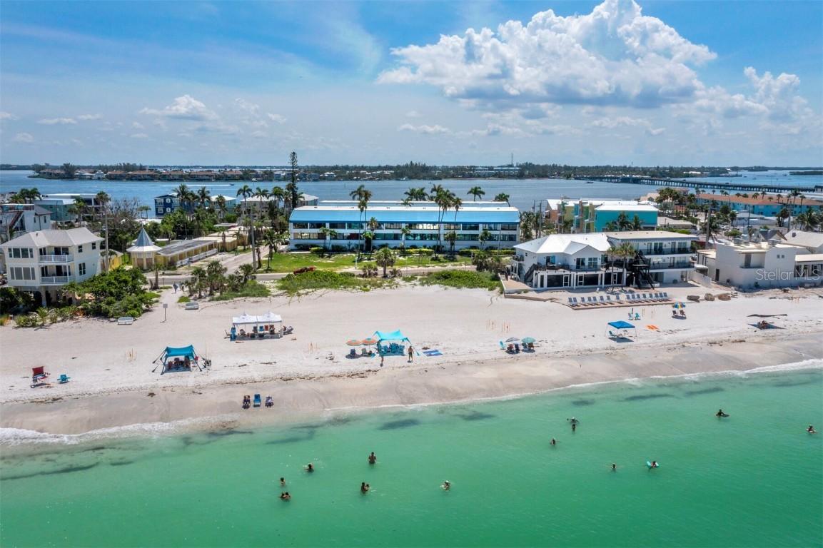 1007 Gulf Dr. #203, Bradenton Beach, FL 34217