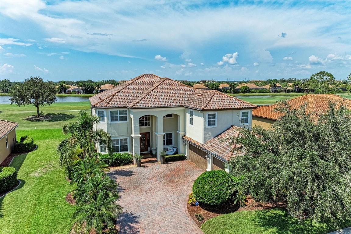 7805 Heritage Grand Pl., Bradenton, FL 34212