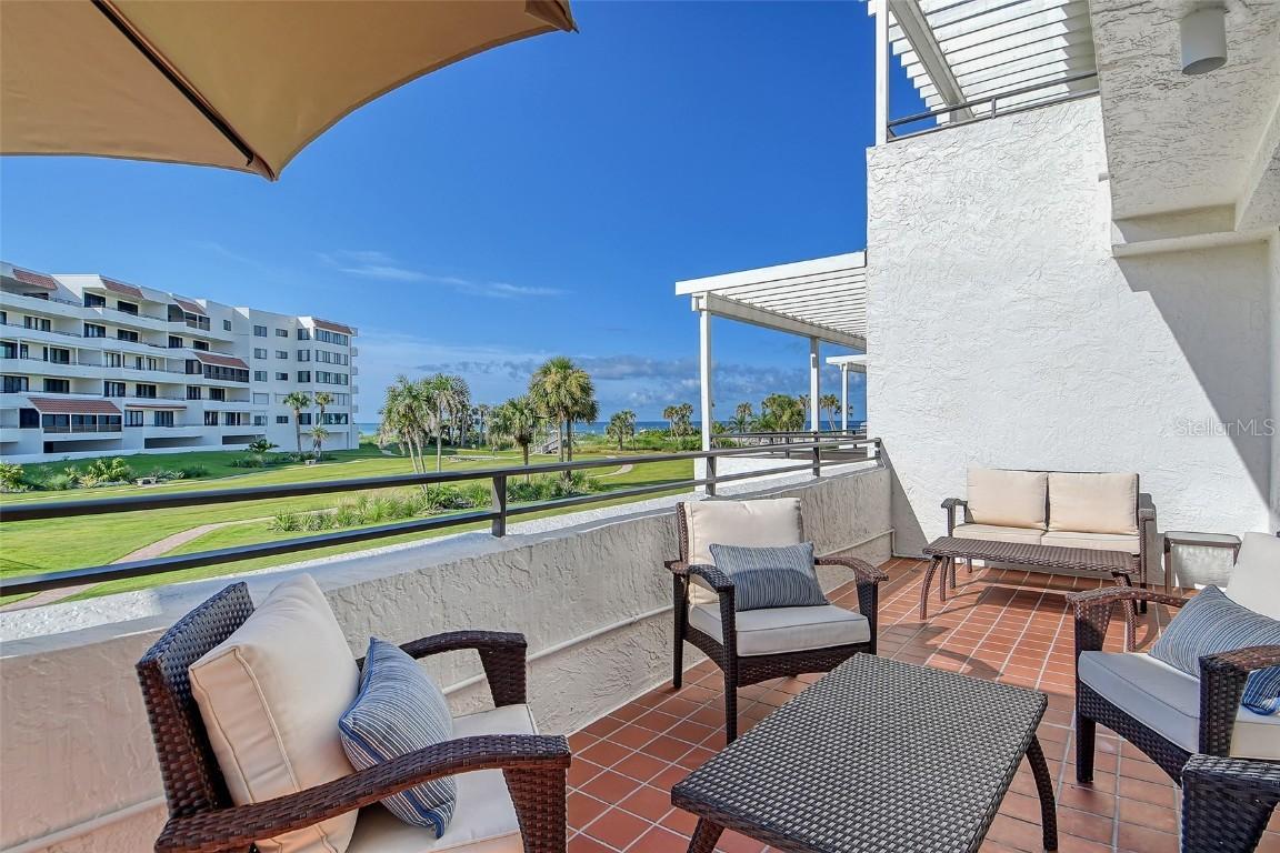 1485 Gulf Of Mexico Dr. #101, Longboat Key, FL 34228