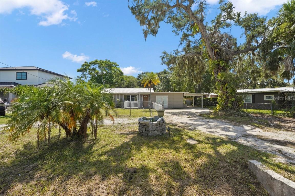 1013 Cronley Pl., Sarasota, FL 34237