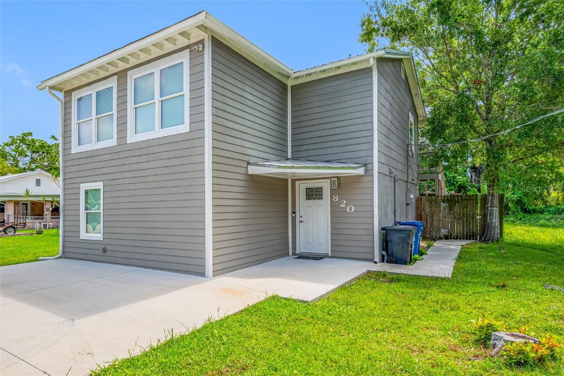 820 Manatee Ave., Ellenton, FL 34222