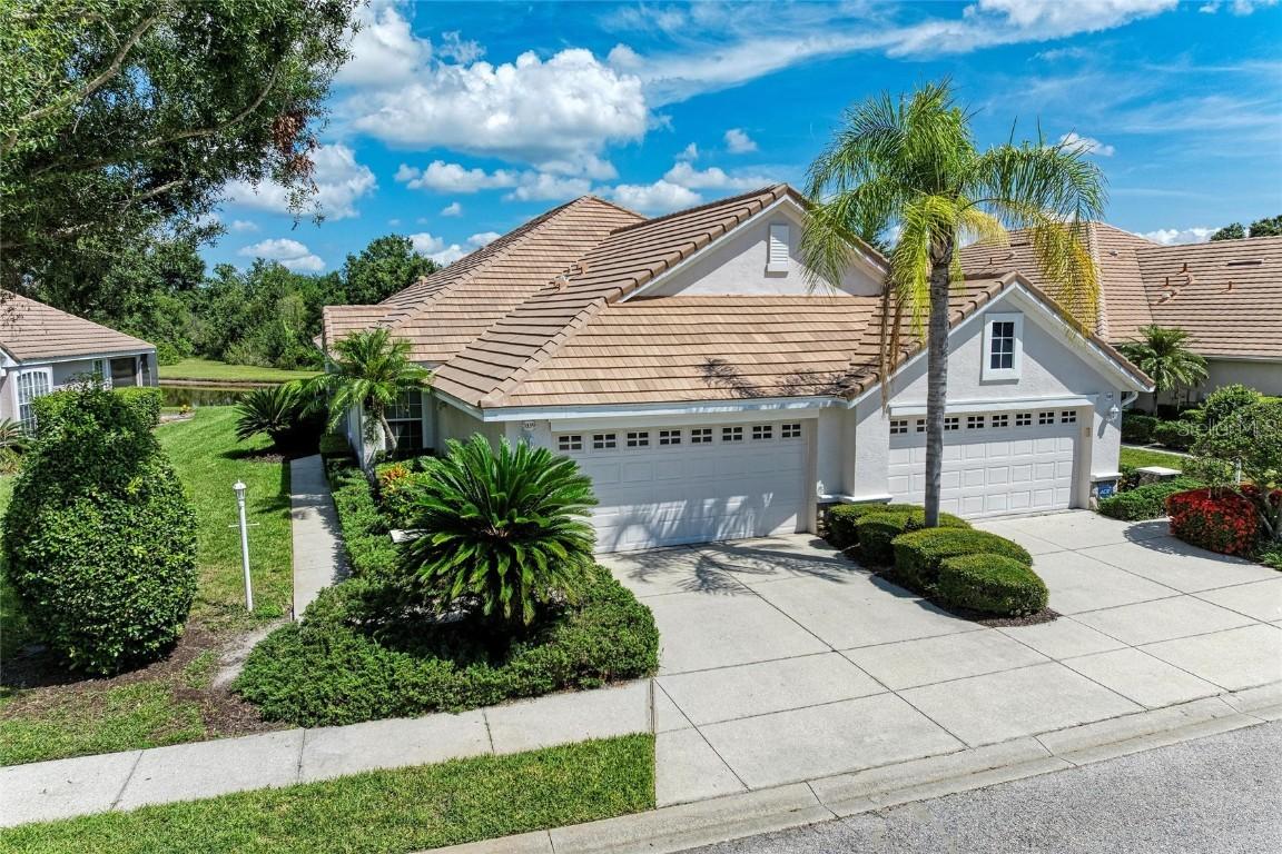 7039 Woodmore Ter., Lakewood Ranch, FL 34202