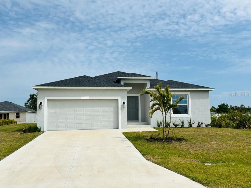 154 White Pine Dr., Rotonda West, FL 33947