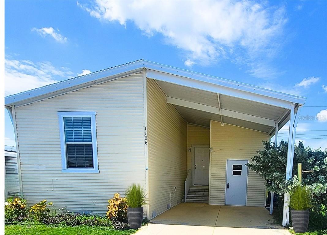 1106 49th Avenue Dr., Bradenton, FL 34207