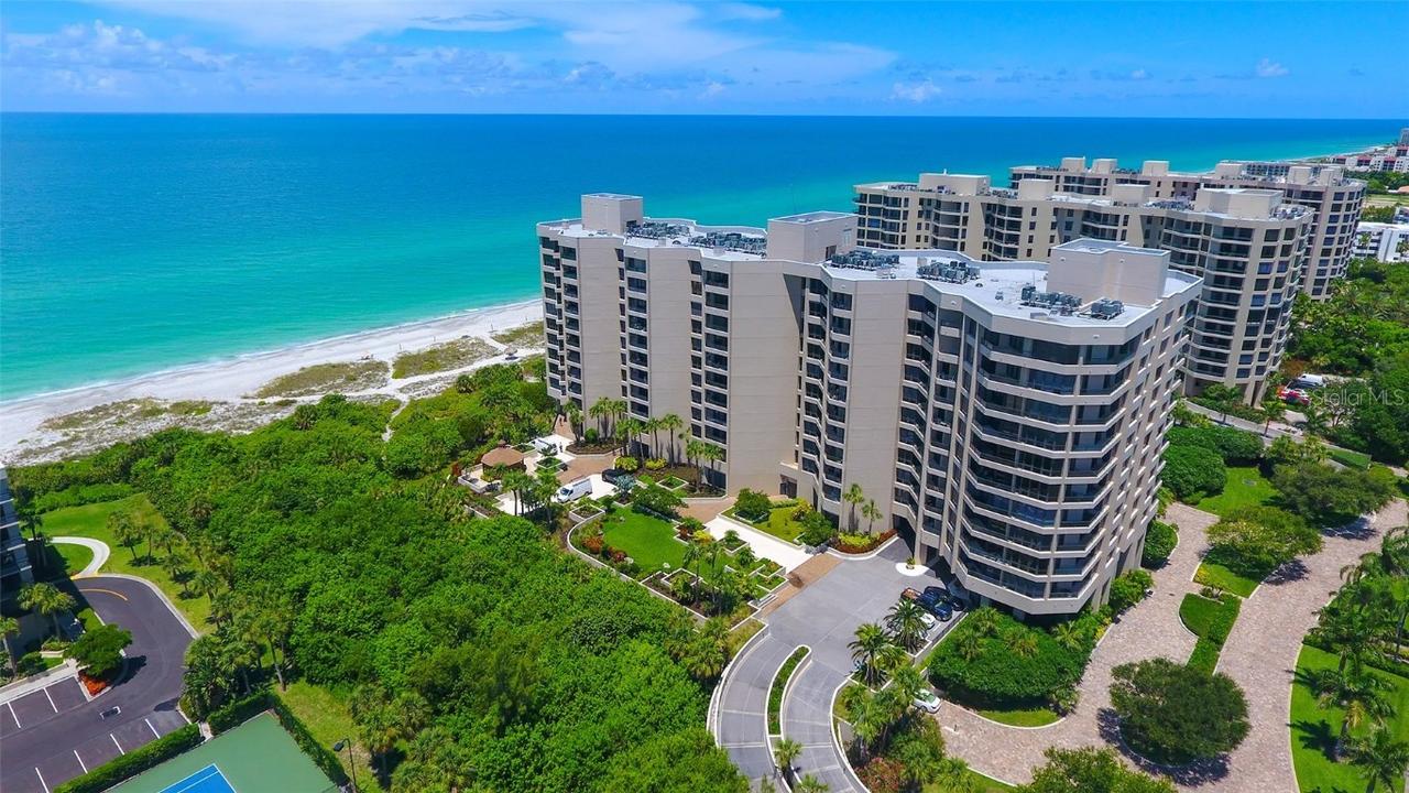 1211 Gulf Of Mexico Dr. #105, Longboat Key, FL 34228