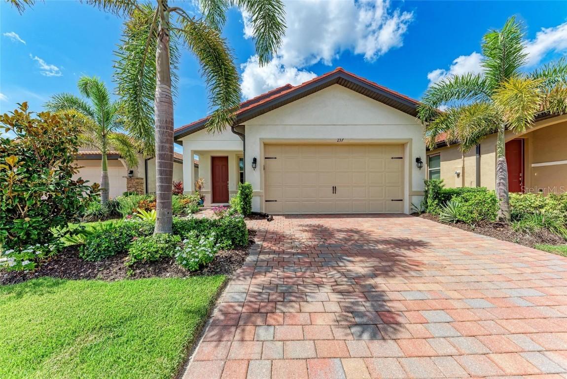 237 Soliera St., Nokomis, FL 34275
