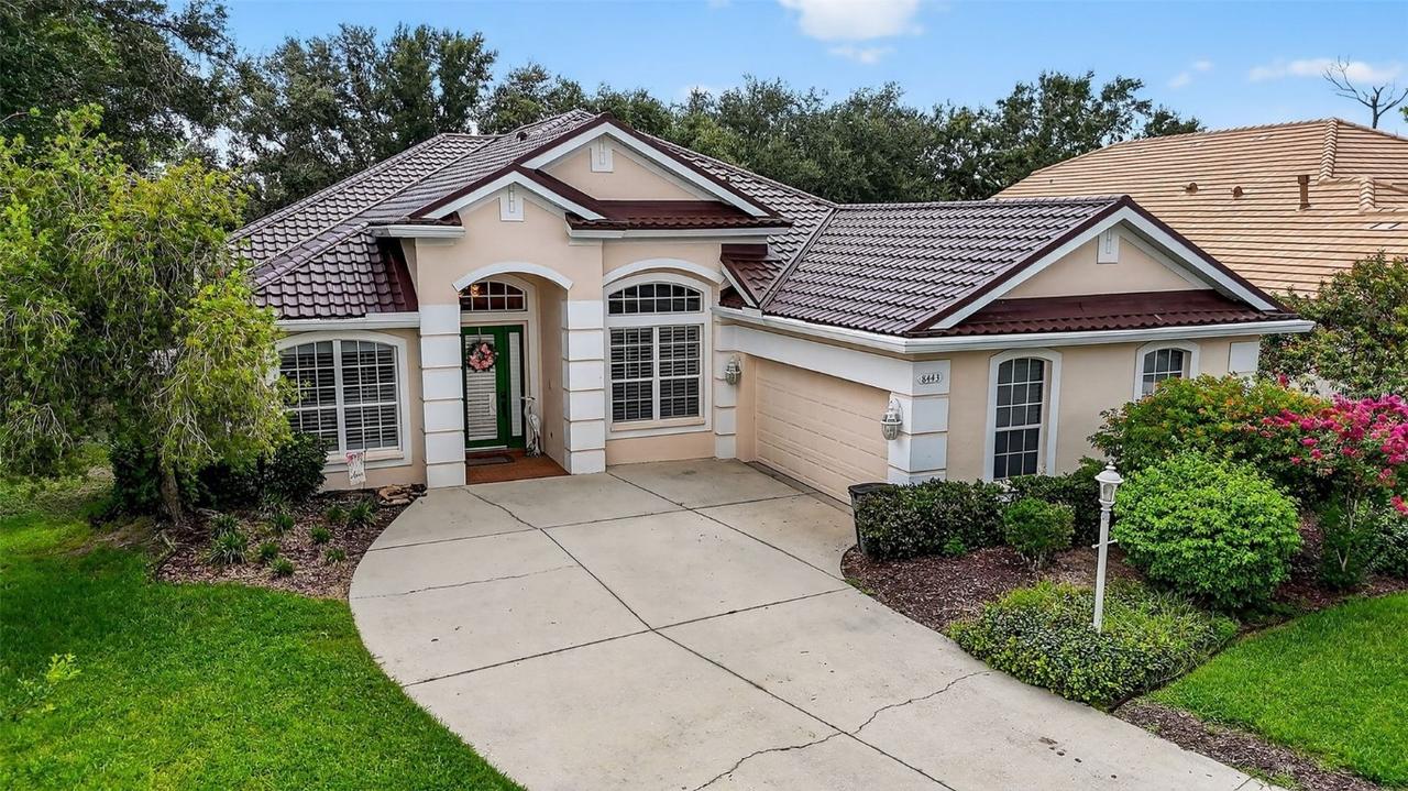 8443 Sailing Loop, Lakewood Ranch, FL 34202