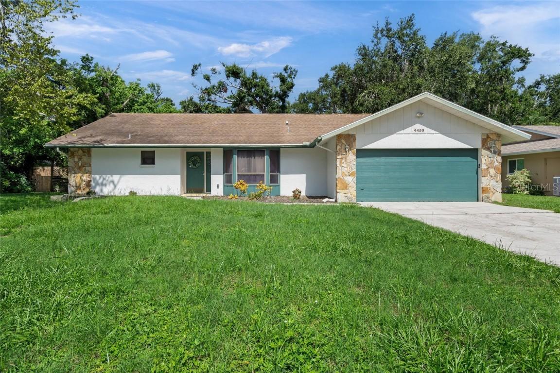 4450 Garcia Ave., Sarasota, FL 34233