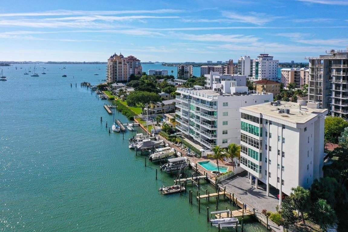 660 Golden Gate Point #32, Sarasota, FL 34236