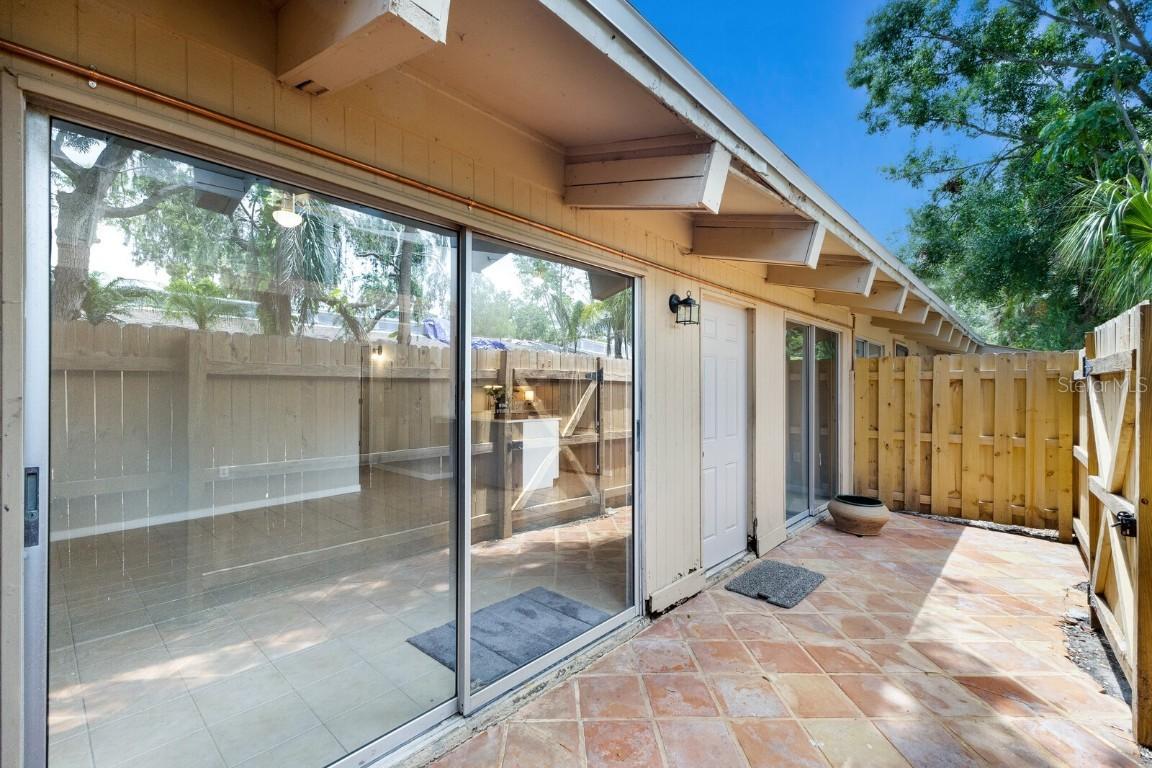 500 N Jefferson Ave. #H1, Sarasota, FL 34237